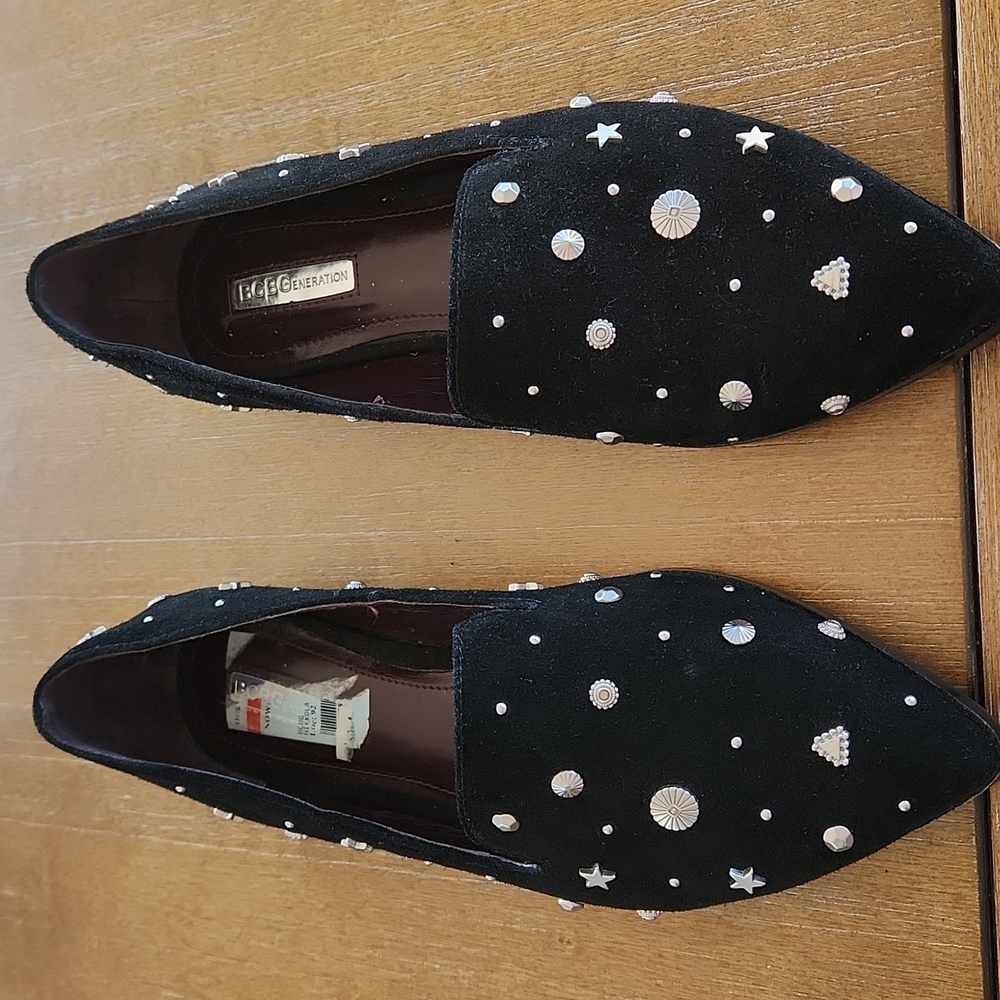 BCBG LEATHER STAR AND PLANET SHOES